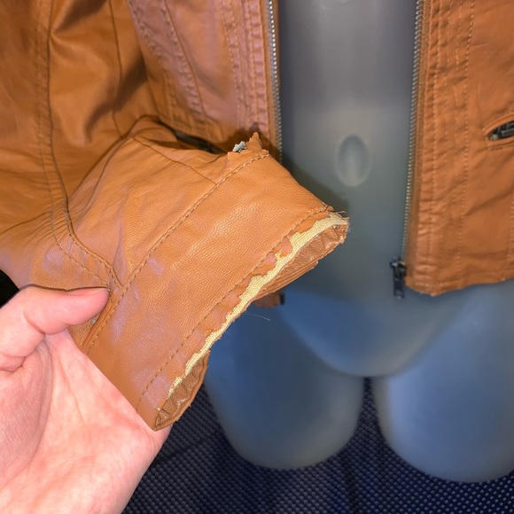 Well-loved chestnut jacket S - Picture 5 of 11